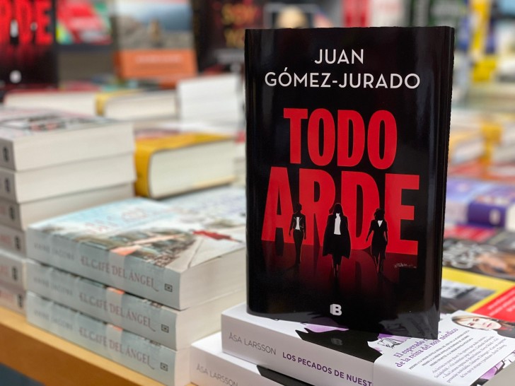 Todo vuelve de Juan Gómez-Jurado - Valle de Elda