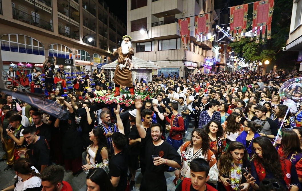 Festejos y el Grupo Siete Días ponen el marcha el I Photocall de